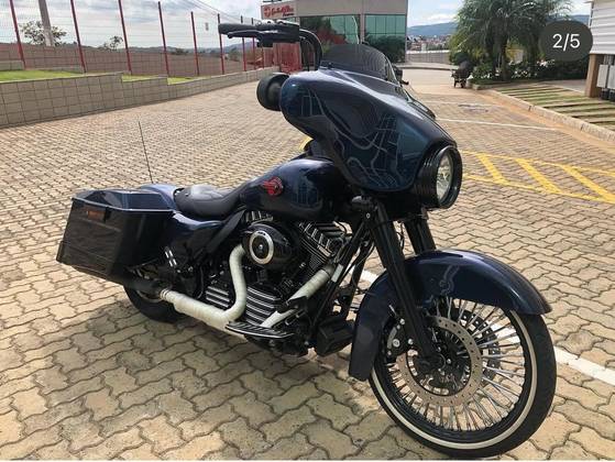 HARLEY-DAVIDSON STREET GLIDE HARLEY-DAVIDSON STREET GLIDE